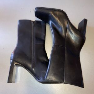 Madeline block heel boots women 9m